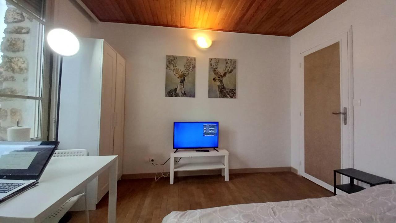 Super Appartement Au Centre Ville De Rosny Sous Bois Exterior photo
