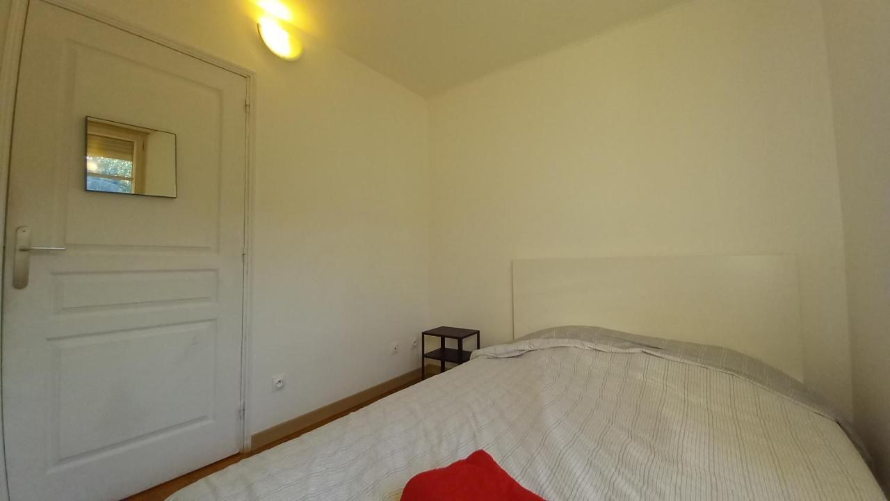 Super Appartement Au Centre Ville De Rosny Sous Bois Exterior photo